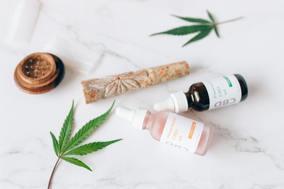 Delta 9 Cannabis Oil: The Good, The Bad, and The Oily