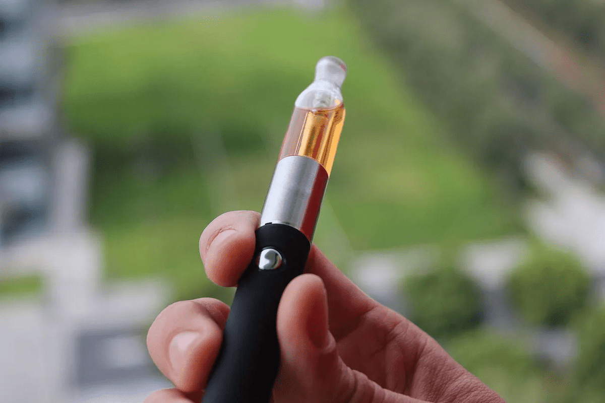 Edibles VS Vaping: Which One Is Best For You?